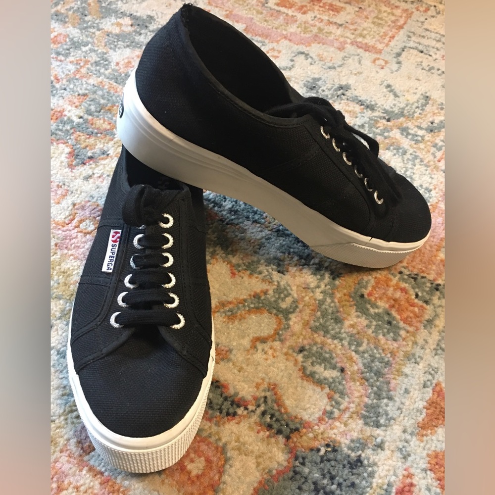 SUPERGA Black Platform S0001L0 Low Top Lace Up Canvas Shoes Woman’s 8.5 or 39.5
